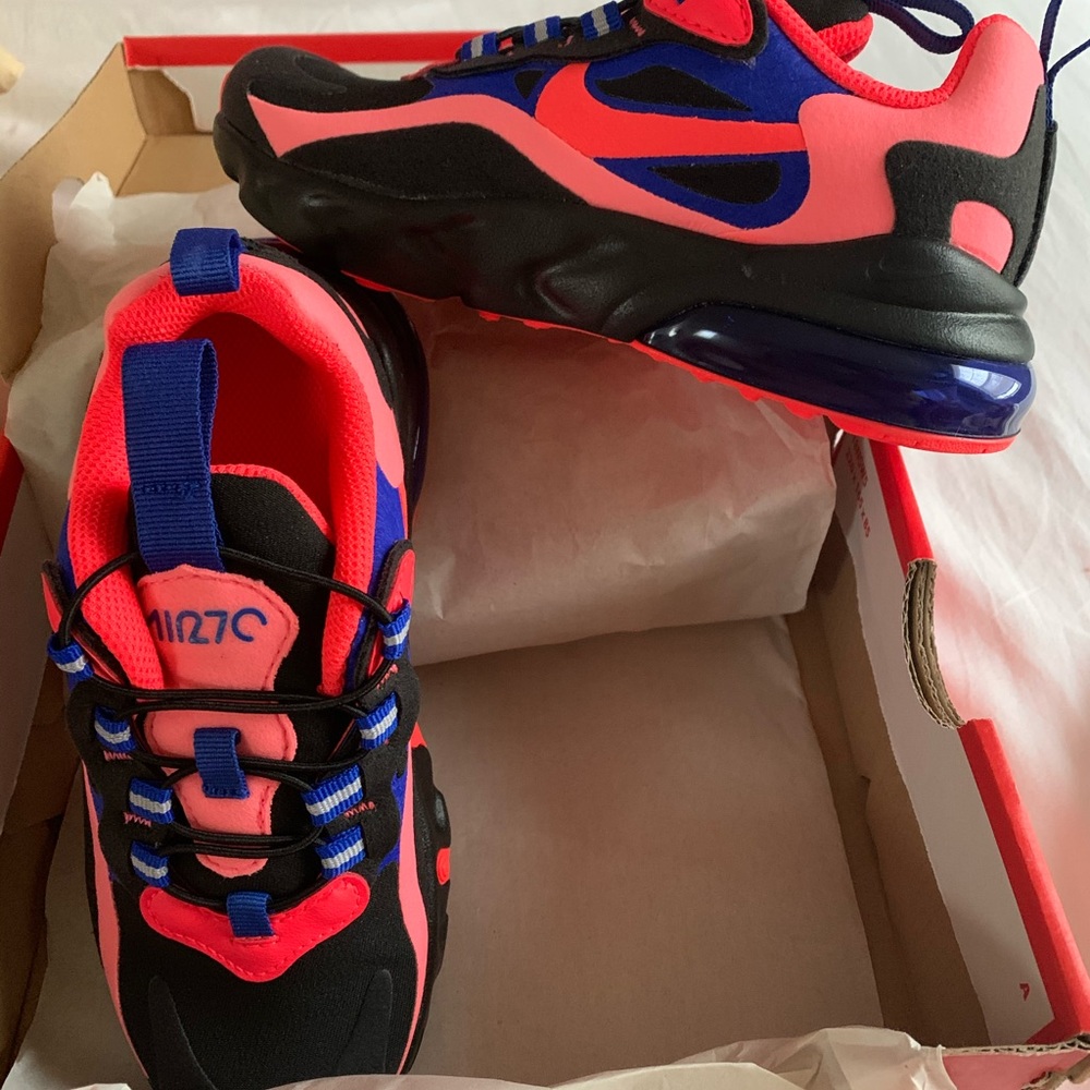 Nike air max 270RT